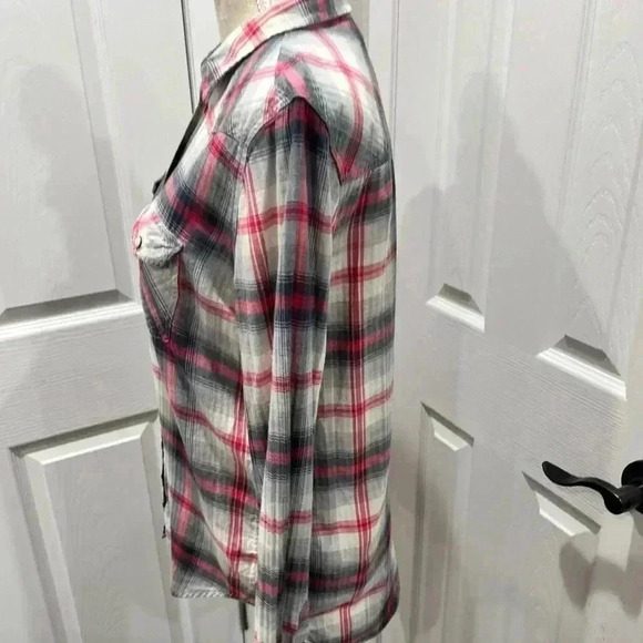 3 piece lot American Eagle boyfriend plaid cats eye snap up, denim vest & scarf - Picture 3 of 13